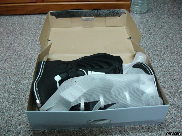 [thor]HERO護目風鏡及QUADRANT長筒越野車靴"同捆"開箱文[圖多]