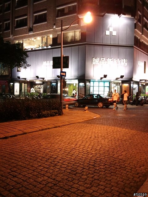 晚間的東門城 __C901