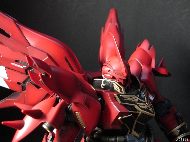 [分享]Gundam UC 紅色彗星再降臨!!