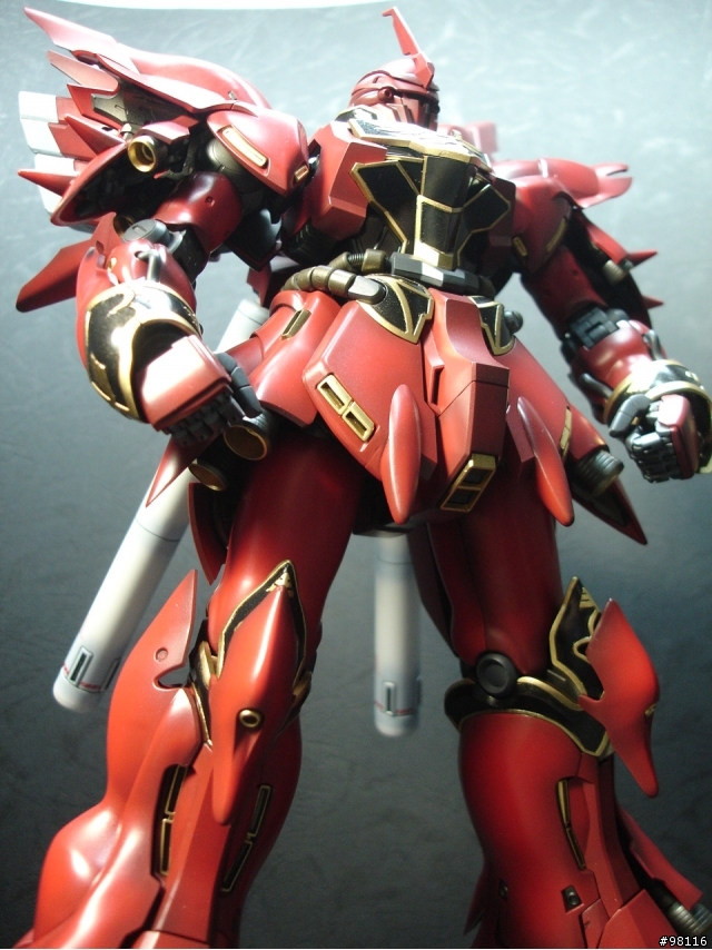 [分享]Gundam UC 紅色彗星再降臨!!