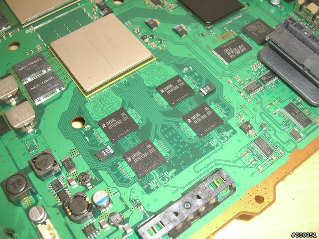 [分享] PS3 過保後..讀不到片子怎麼辦? 自己動手拆 [拆裝流程]