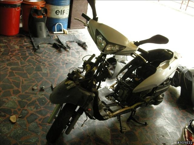 [分享] 低調高手125R~