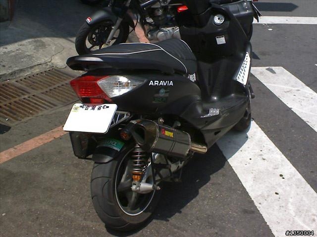 低調的消光黑勁戰with G37 頭燈~(多圖)