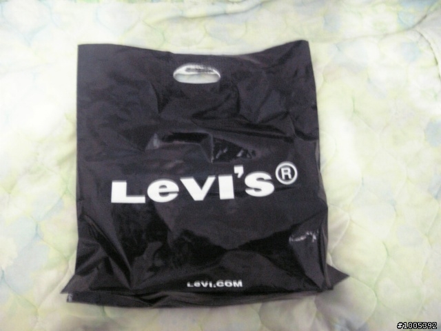 [分享] LVC 47501-0034 + Levi's 復古外套 + 實穿搭配