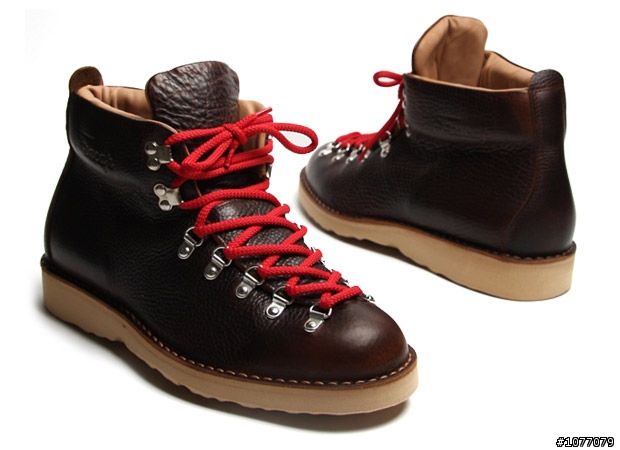 (((((help)))))Fracap Japan Mountaineering Boots 這鞋台灣哪有(內有圖)