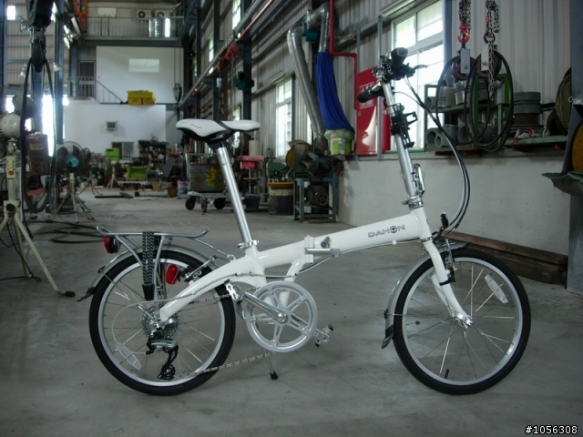Dahon ECO3車架裂了 -- 修好了更換09年車架