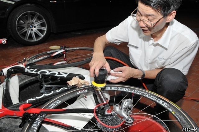 (分享)重生的喜悅與感恩-KUOTA KREDO烤漆修補全記錄(圖多)