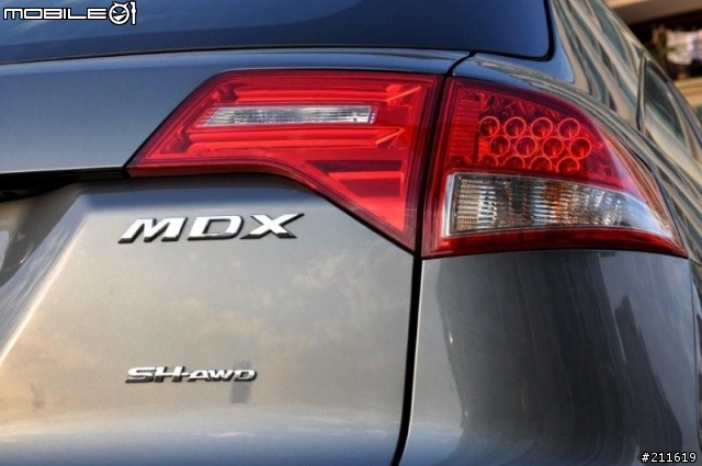 [開箱文]ACURA MDX 霸氣七人座SUV，晚了一年，依然開箱。
