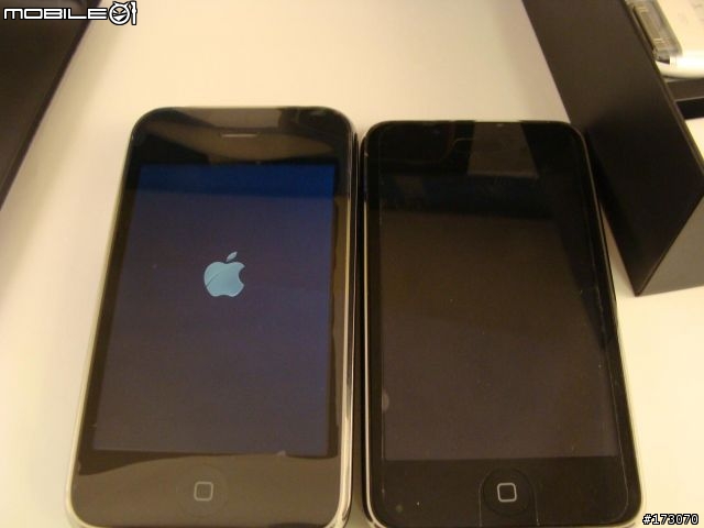 iPhone 3G 特別式樣板 Special