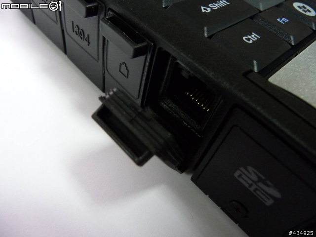 [分享]娘砲閃開，給我真正的Tough ~~Panasonic TOUGHBOOK 偽開箱文