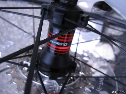 開箱文-日本版- Cannondale CAAD9