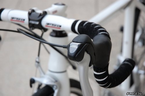 客制AXMAN Chief白公路車(極簡風)~新增配備照