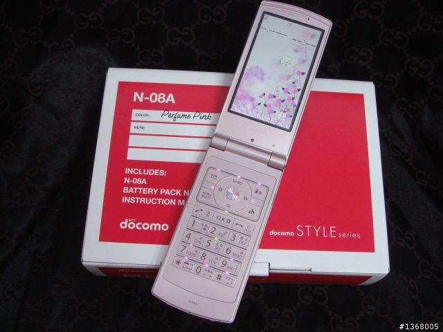 大小姐docomo 13.9mm超薄 N-08A Pink