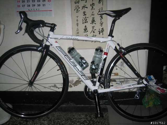 [分享] 小小開箱文~~ fuji Roubaix PRO & Roubaix