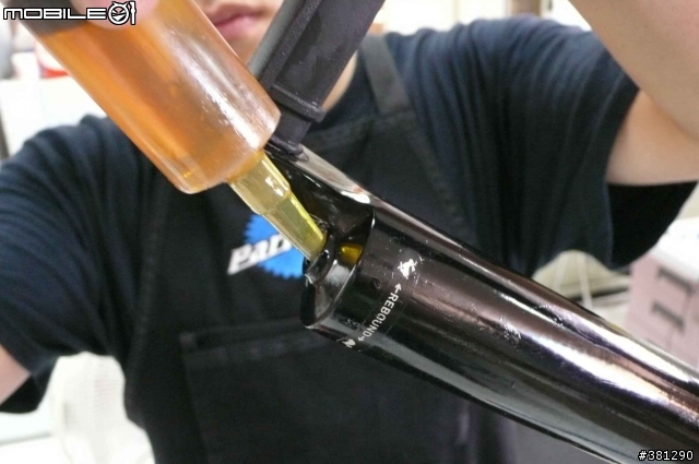 超快速RockShox Recon SL避震器維修