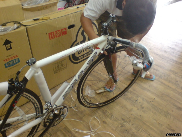 很高興加入公路車行列.roubaix PRO 開箱文