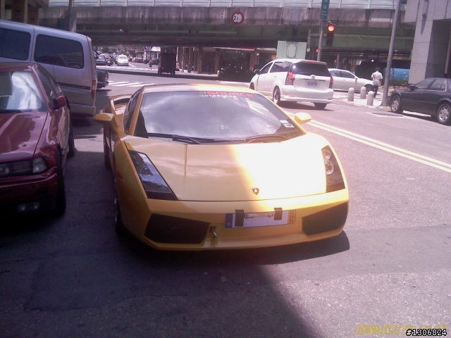 台北南京東路遇見小牛