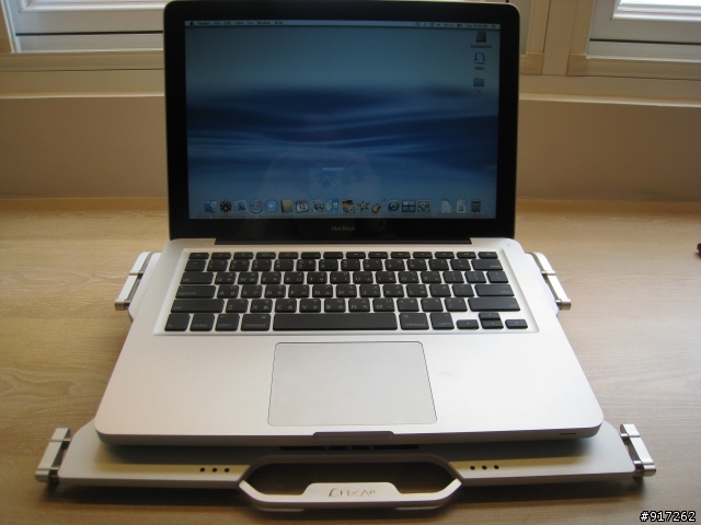 Macbook 散熱墊 – LUXA2 M1-Pro 簡單開箱文