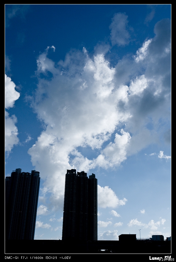 G1+14-45 - 香港，颱風降臨前夕的天和雲