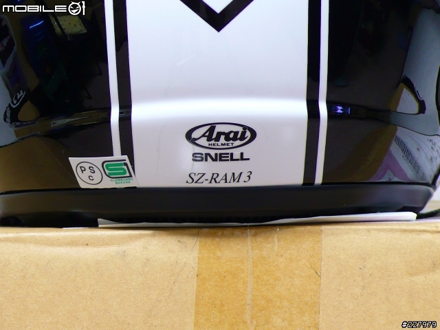 [開箱文]低調的華麗 ARAI SZ-RAM3 NAKANO 中野真矢 限量版彩繪帽