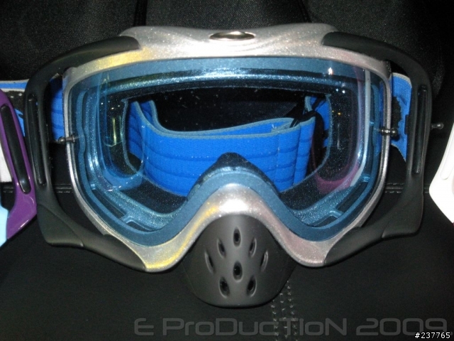 Oakley Custom - 雪鏡 (多圖)