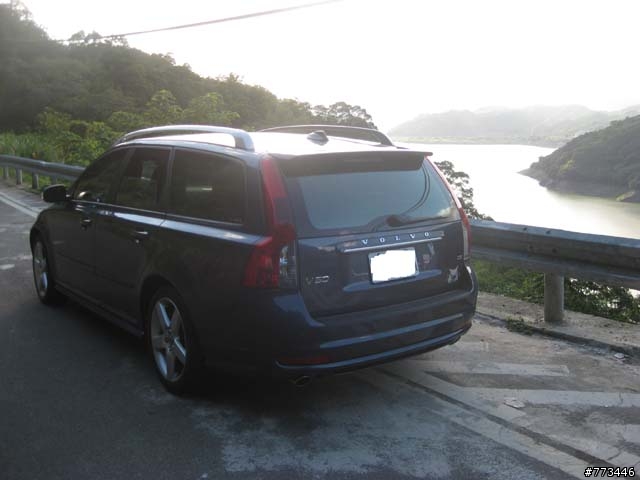 補圖來也~~分享Volvo V50 D5 R-design使用心得與保養心得~~