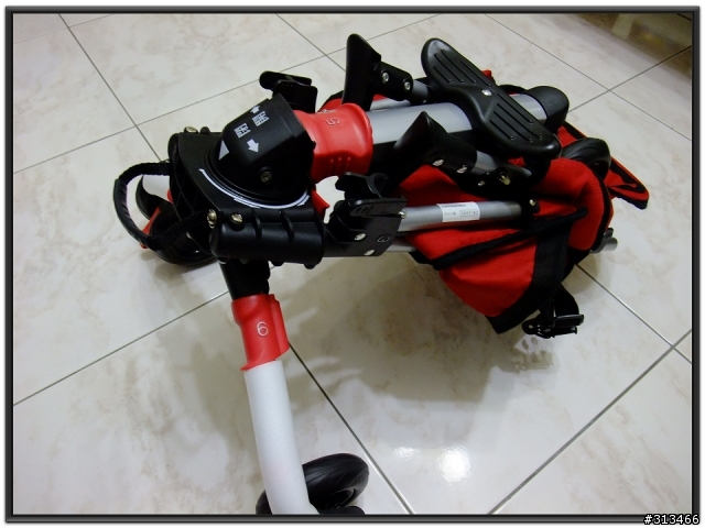 [開箱]小紅跑車-SYNCON A-KIDS 新銳摺疊三輪車