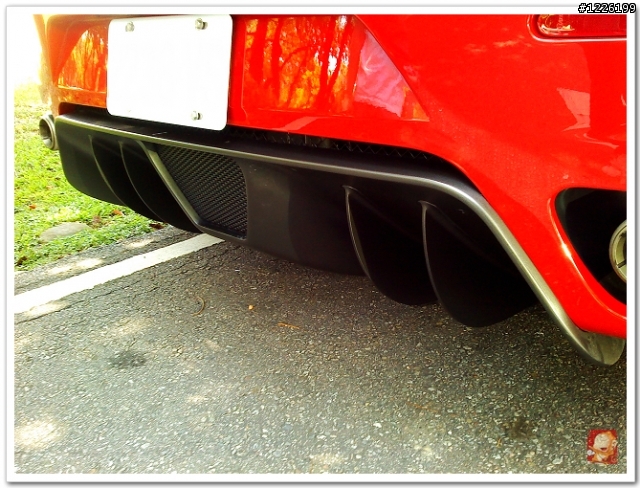 Ferrari F430潛入新竹金山寺