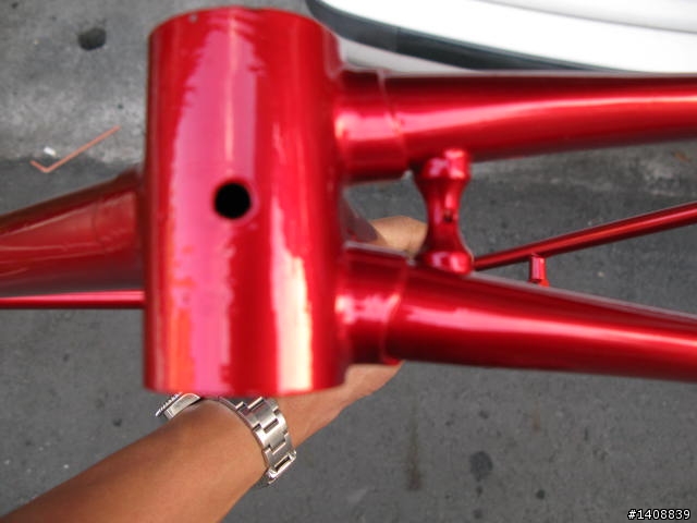 請大家幫我看一下 colnago 鋼管車的年份