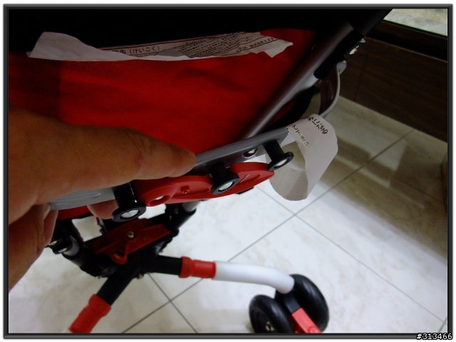 [開箱]小紅跑車-SYNCON A-KIDS 新銳摺疊三輪車
