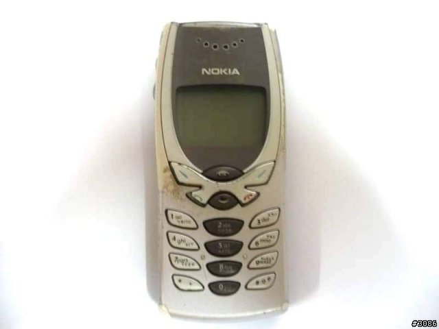 [老機重開]老機不死，只是掉漆-NOKIA 8250