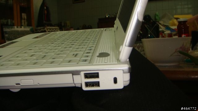 [開箱文] BenQ S33W-HT22