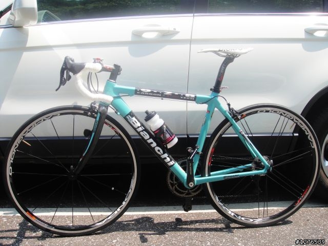 偷騎女兒的車~~bianchi 928紀念車