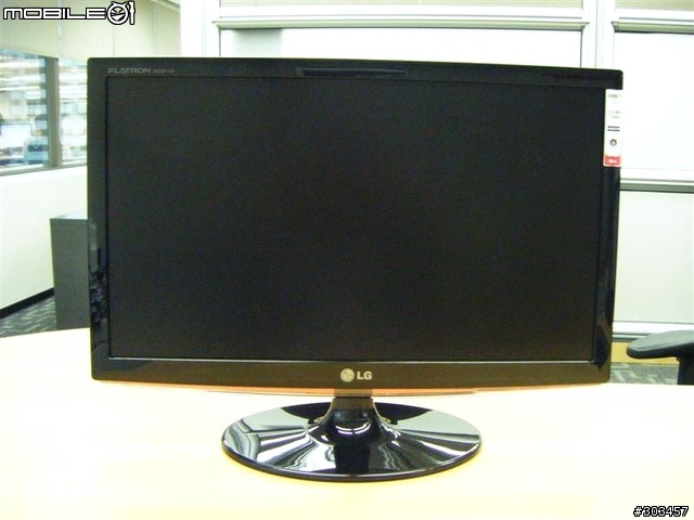 [正妹] LG 開箱文  W2261VP-PFV 美型系列液晶螢幕