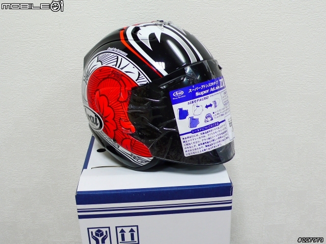 [開箱文]低調的華麗 ARAI SZ-RAM3 NAKANO 中野真矢 限量版彩繪帽