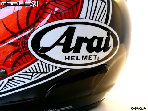 [開箱文]低調的華麗 ARAI SZ-RAM3 NAKANO 中野真矢 限量版彩繪帽