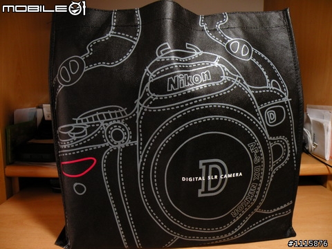 20歲的第一台入門單眼「Nikon D5000」開箱文與試拍