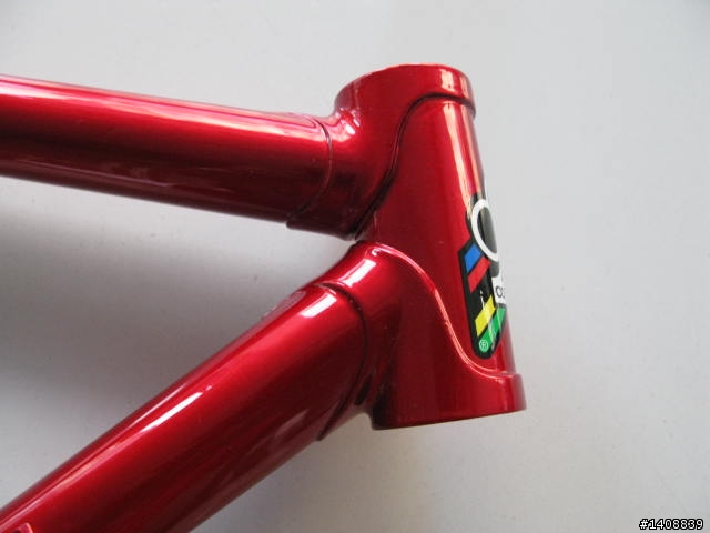 請大家幫我看一下 colnago 鋼管車的年份