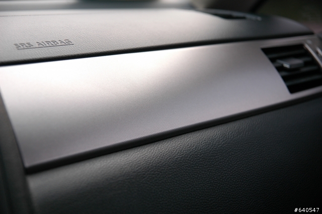 Tiida 1.8 5D 開箱照