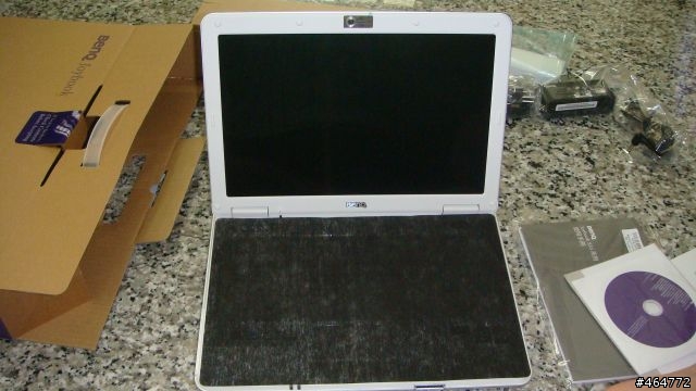[開箱文] BenQ S33W-HT22