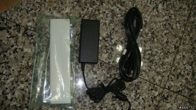 [開箱文] BenQ S33W-HT22