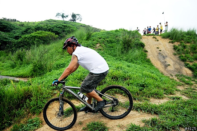 《一路南北騎 - 第十一集》重溫 OFFROAD 的刺激體驗‧木架山訓練場