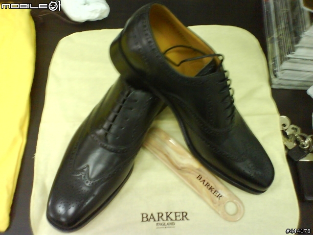 男人不欠缺的一雙好皮鞋....john lobb 7/22新增loake 皮鞋