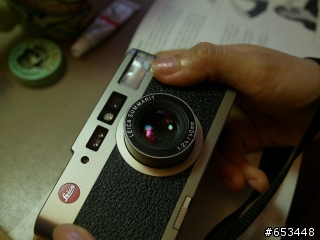 老婆相中的傻瓜相機-LEICA CM