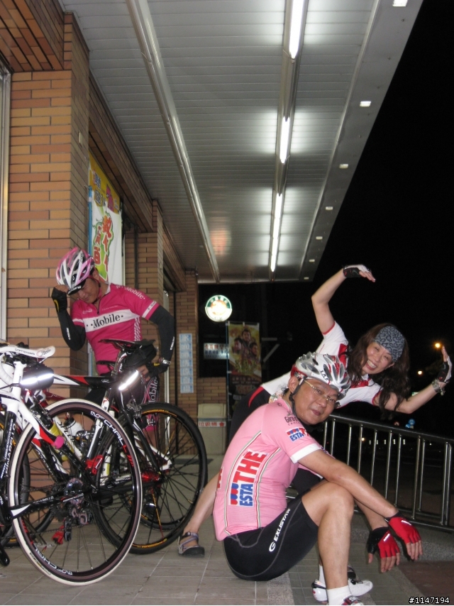 請ＪＡＳＯＮ做照片連結ＴＨＫ’Ｓ！7/11(六）桃園夜騎翻山越嶺高鐵站(來回約60KM)