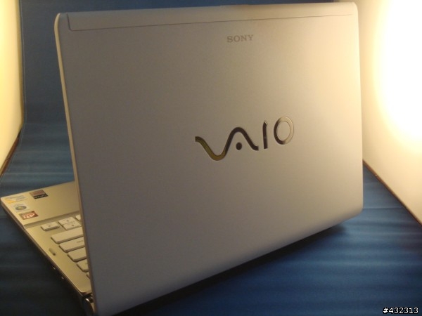 [分享]電腦展特報!!  VAIO  SR-45