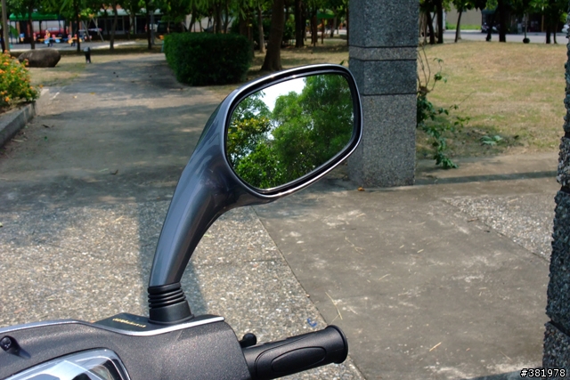 SUZUKI新舊世代的交替，新入的GSR Fi及過往的星艦
