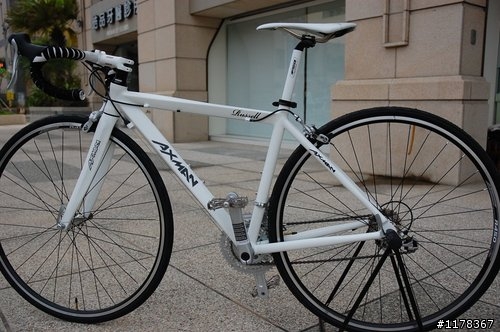 客制AXMAN Chief白公路車(極簡風)~新增配備照