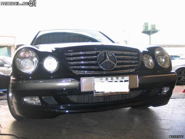 W210 Carlsson look 下包包覆卡夢貼紙 (看慣新車者請勿進入)