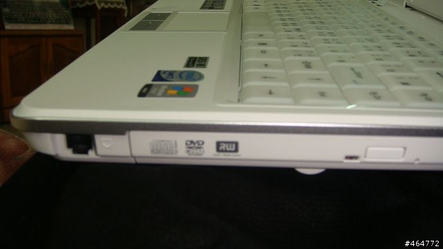 [開箱文] BenQ S33W-HT22